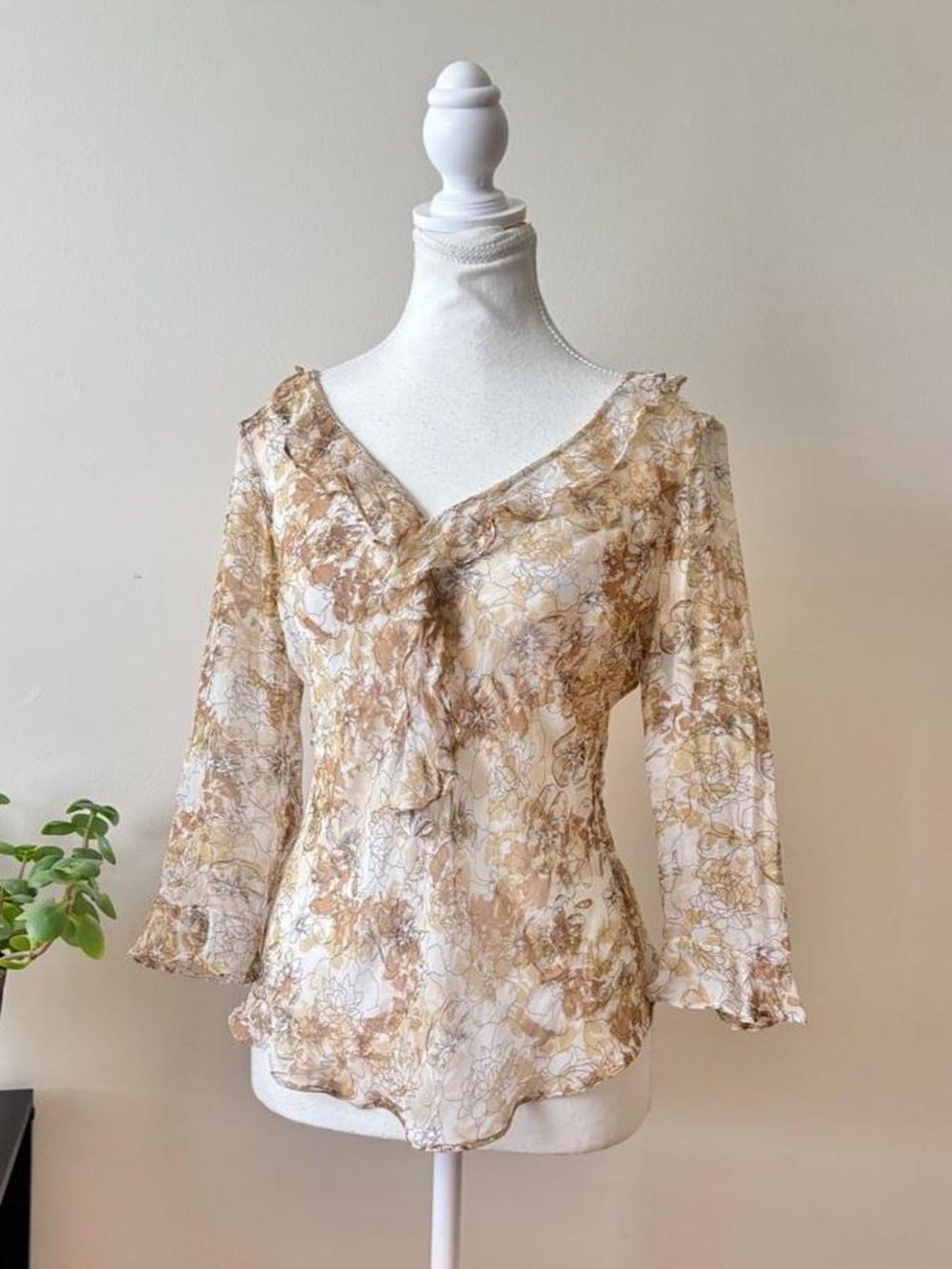 Silk Women's Floral Ruffle Blouse